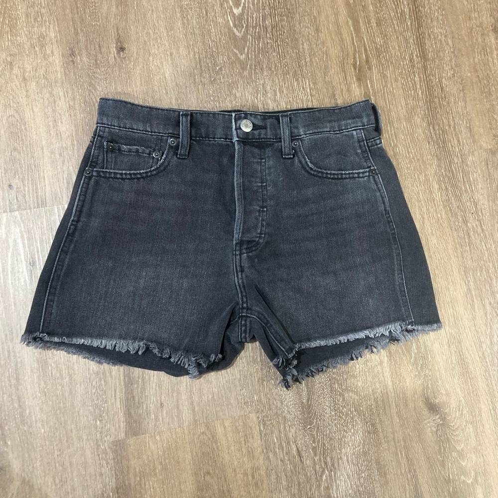 GAP Women's High-Rise Cheeky Straight Jean Shorts
